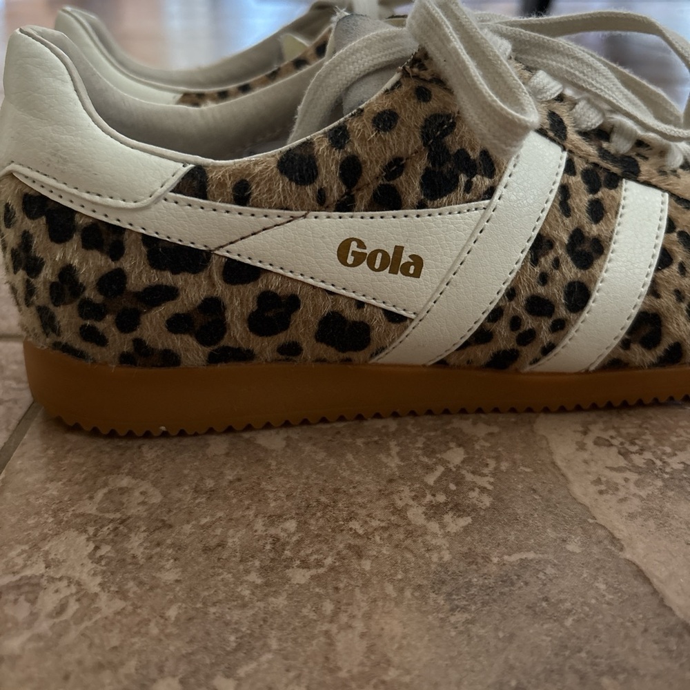 Gola Elan Tropic Trainers
Animal Leopard Print Sneakers
Size 7.5 - Picture 5 of 9